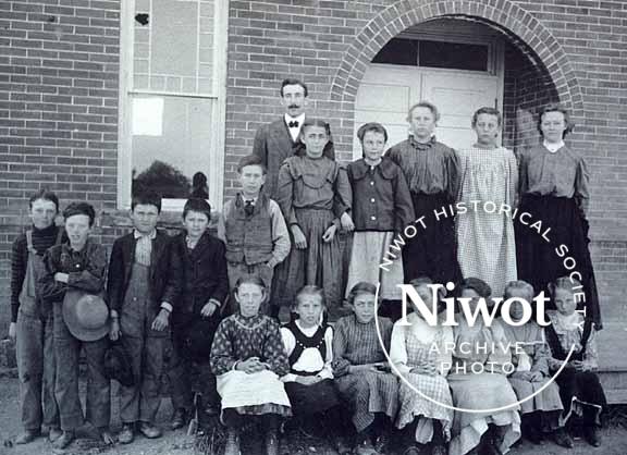 Willowdale School Class ca 1904