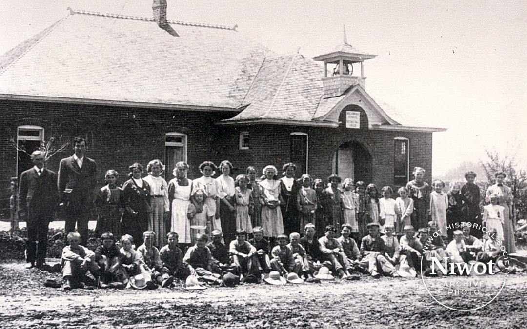 Willowdale School ca 1909