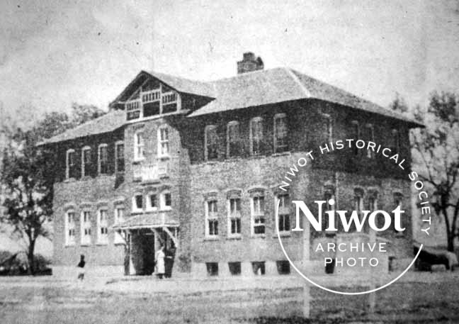 Niwot School