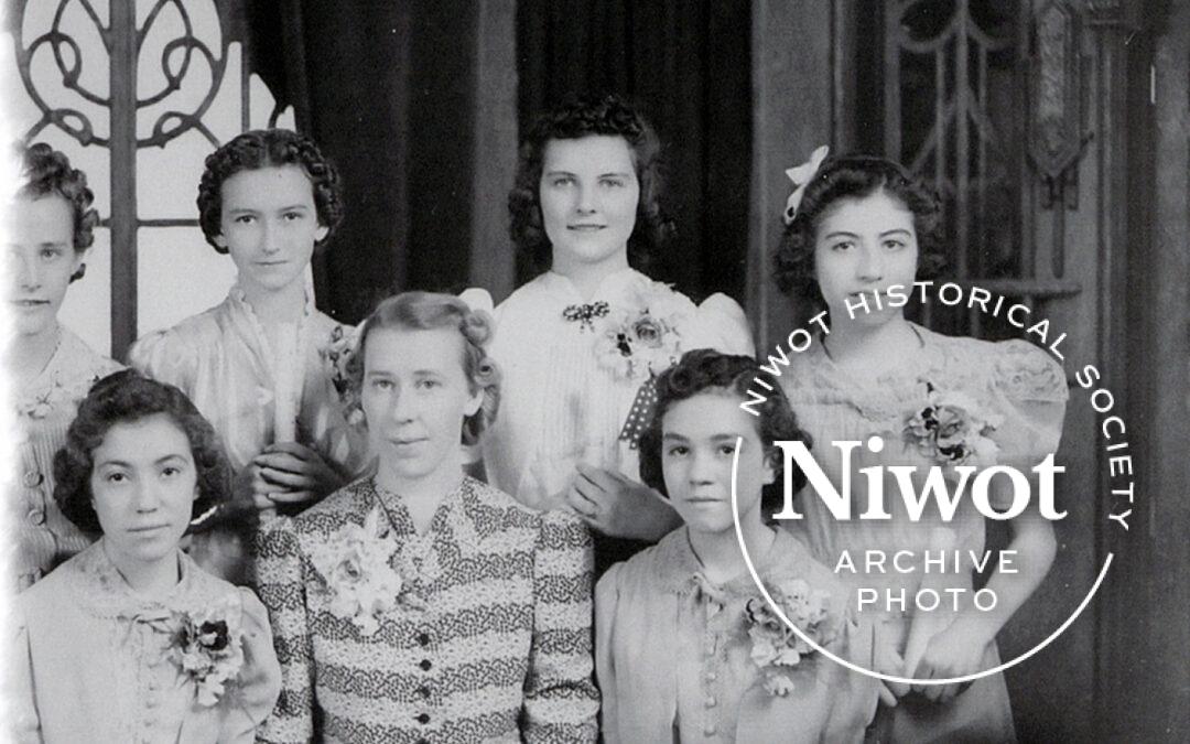 Niwot School 1939 Graduates